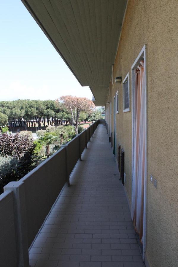 La Ca' Al Mare Apartman Carrara Kültér fotó