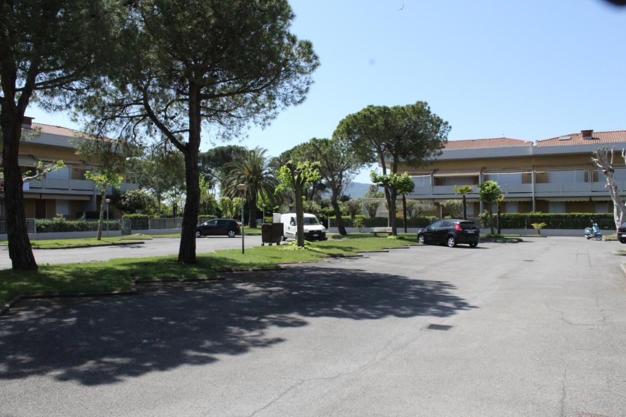 La Ca' Al Mare Apartman Carrara Kültér fotó